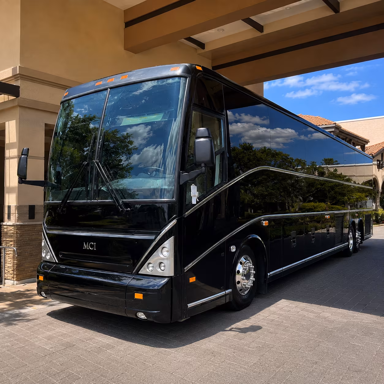 charter buses to the arizona sonora desert museum for tucson school groups